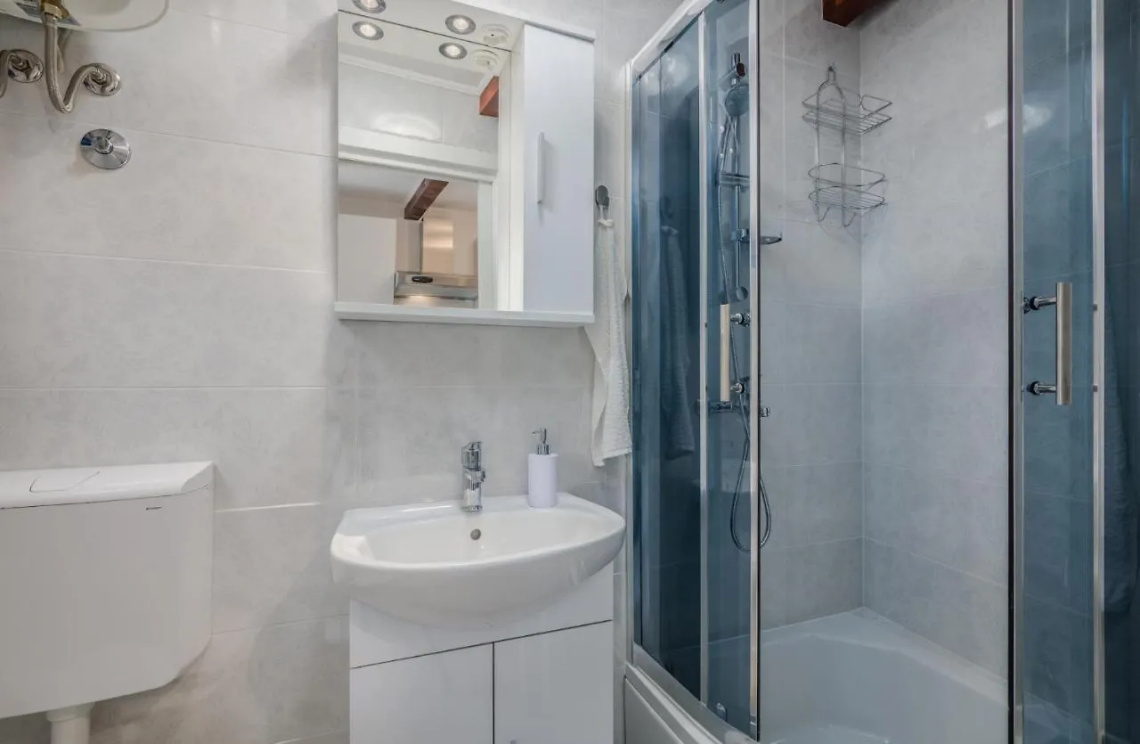 Apartment & Studio Goga Soline 0*,